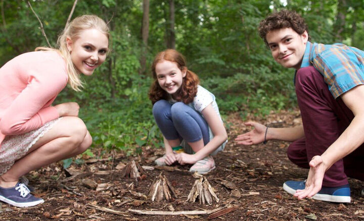 From left to right: Jack, Glory and Robert. Behind the scenes, it seemed like they were having the time of their lives.